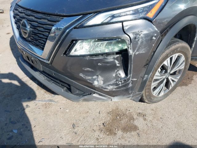 5N1AT3BB1MC740670 Nissan Rogue Sv Intelligent Awd