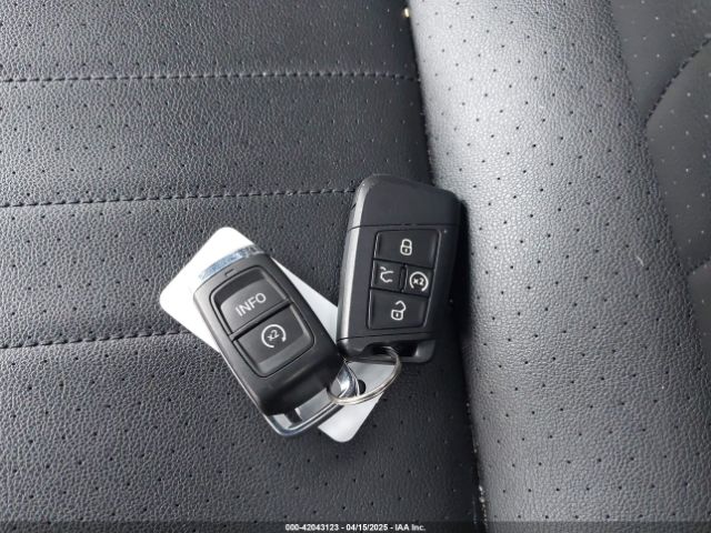 2022 VOLKSWAGEN TIGUAN 3VVCB7AX9NM014741 Photo 10