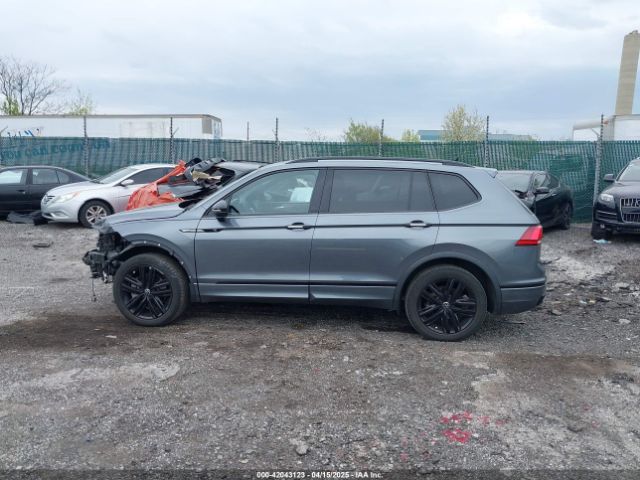 3VVCB7AX9NM014741 Volkswagen Tiguan