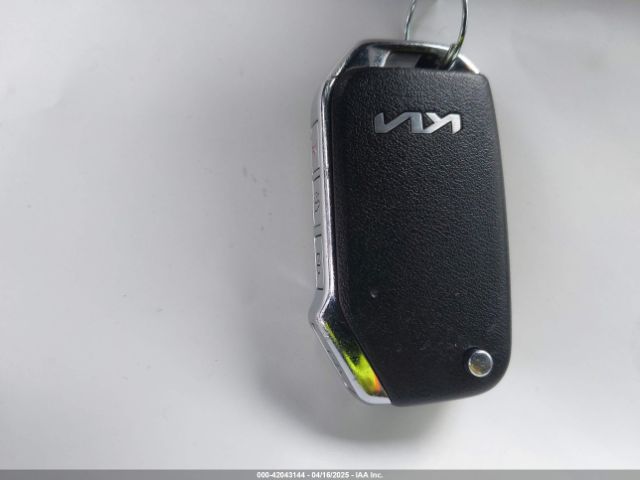 KNDJ23AU5N7183489 KIA SOUL LX