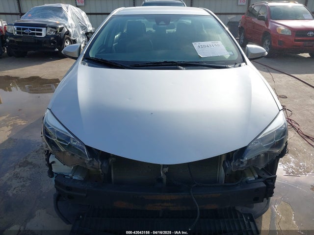 42043158 :رقم المزاد ، 5YFBURHE8HP613986 vin ، 2017 Toyota Corolla Se مزاد بيع