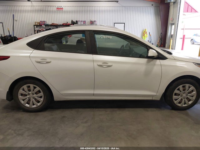 Hyundai ACCENT SE 2018 3KPC24A37JE020049 Image 12