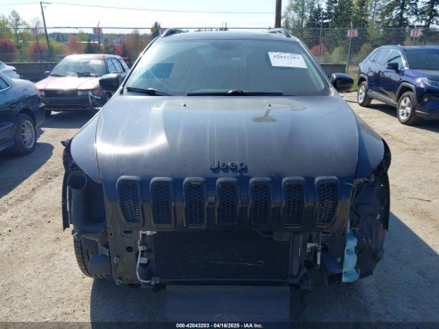 1C4PJMCS3FW777973 Jeep Cherokee Latitude Altitude