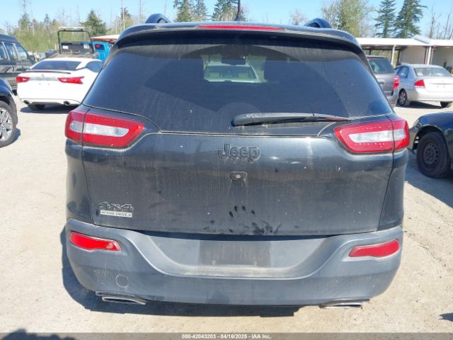 1C4PJMCS3FW777973 Jeep Cherokee Latitude Altitude