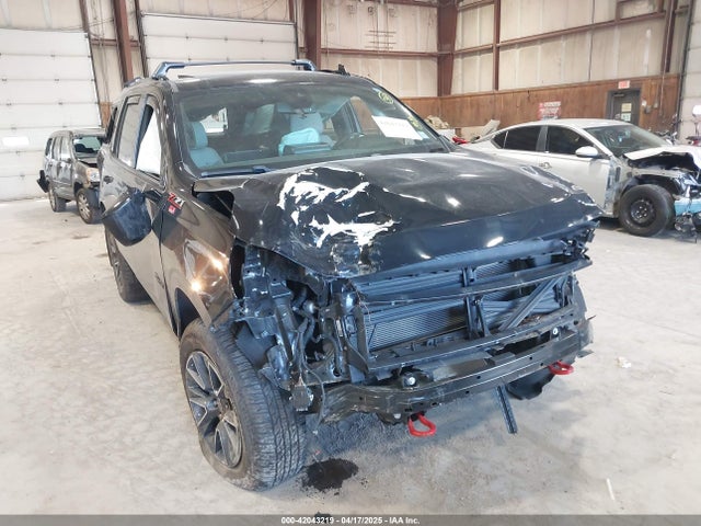 1GNSKPKD0MR109854 Chevrolet Tahoe 4wd Z71