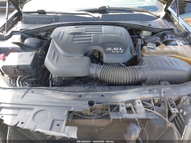 2C3CCAGG4EH286844 Chrysler 300