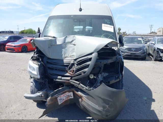 W1Z40FHYXNT087420 Mercedes-Benz Sprinter 2500 Standard Roof I4