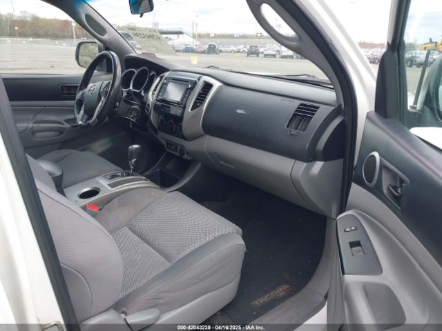 5TFLU4EN6FX120947 Toyota Tacoma Base V6