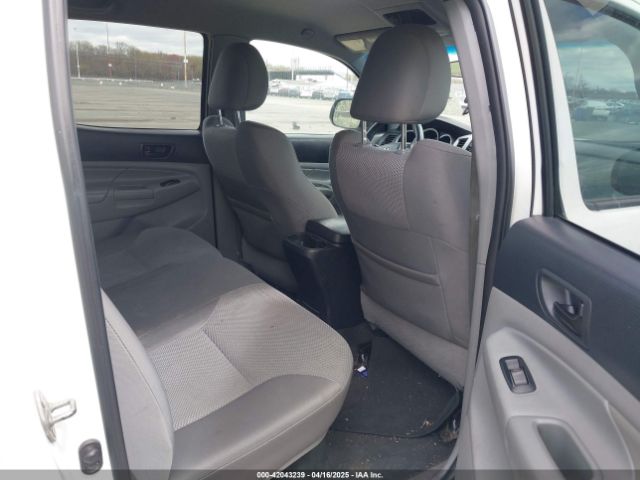 5TFLU4EN6FX120947 Toyota Tacoma Base V6