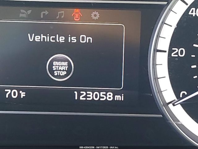 KNDCC3LC2K5248526 KIA Niro S Touring