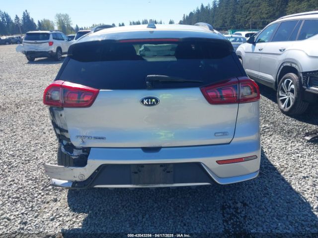 KNDCC3LC2K5248526 KIA Niro S Touring