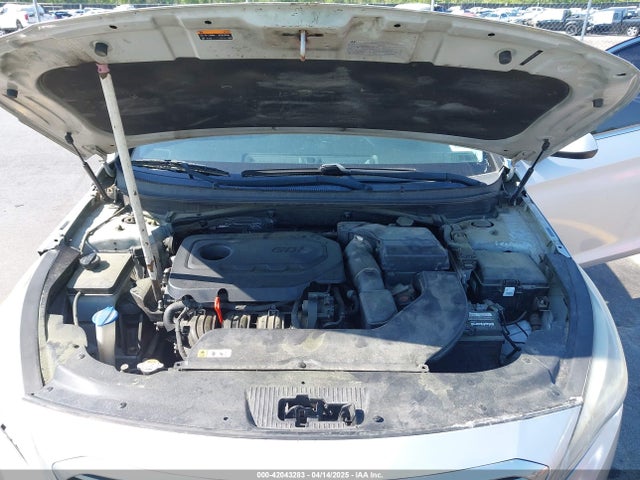 Hyundai SONATA SE 2015 5NPE24AF2FH165571 Image 10