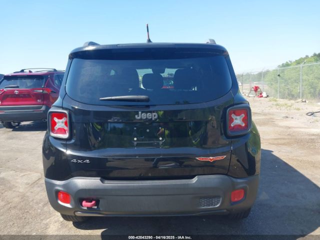 ZACCJBCT1FPC17815 Jeep Renegade Trailhawk