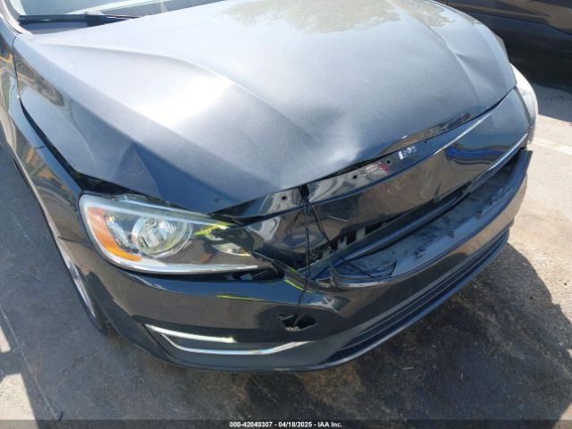 YV126MFK4G2399690 Volvo S60 T5 Drive-e Premier
