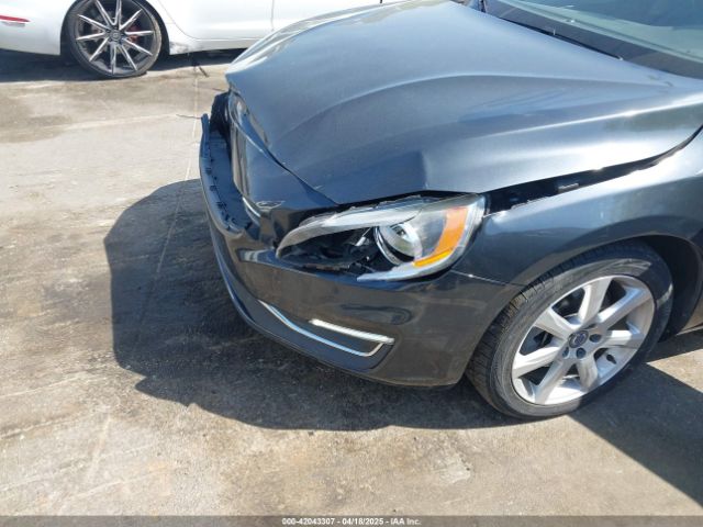 YV126MFK4G2399690 Volvo S60 T5 Drive-e Premier