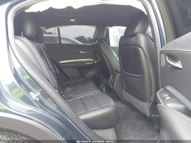 2019 CADILLAC XT4 1GYFZCR4XKF159397 Photo 7