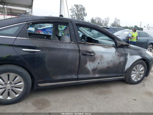 KMHE24L13GA027768 Hyundai Sonata Hybrid Se