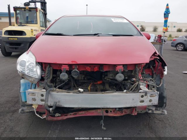 JTDKN3DU0F0428944 Toyota Prius Two