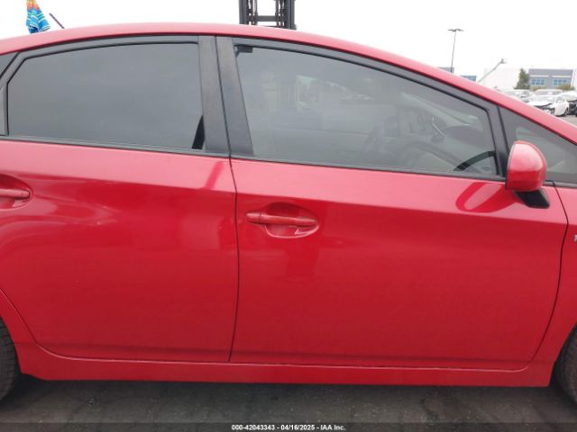 JTDKN3DU0F0428944 Toyota Prius Two