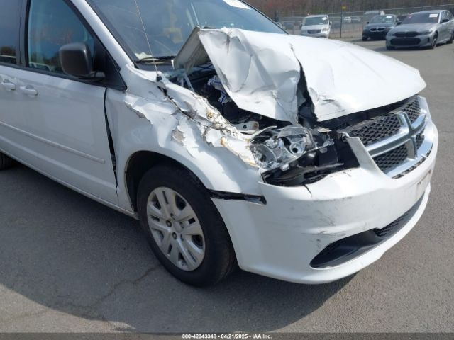 2C4RDGBG6FR613981 Dodge Grand Caravan Se