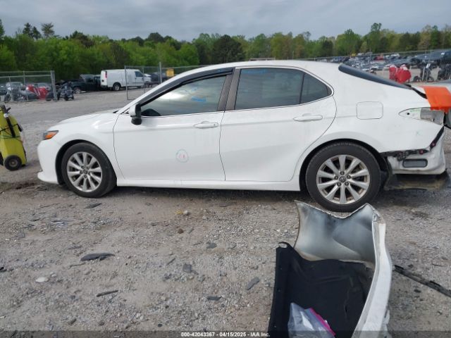 4T1B11HK2JU096477 Toyota CAMRY LE