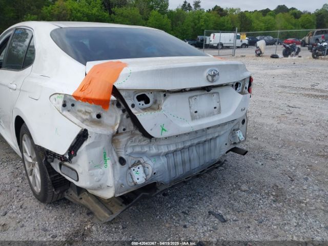 4T1B11HK2JU096477 Toyota CAMRY LE