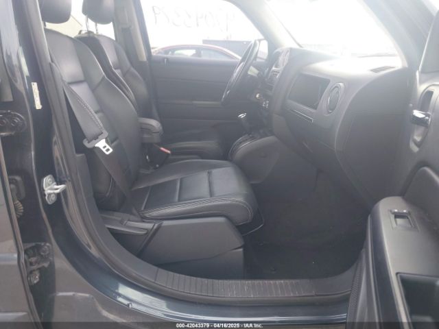 1C4NJRFBXFD145130 Jeep Patriot High Altitude Edition