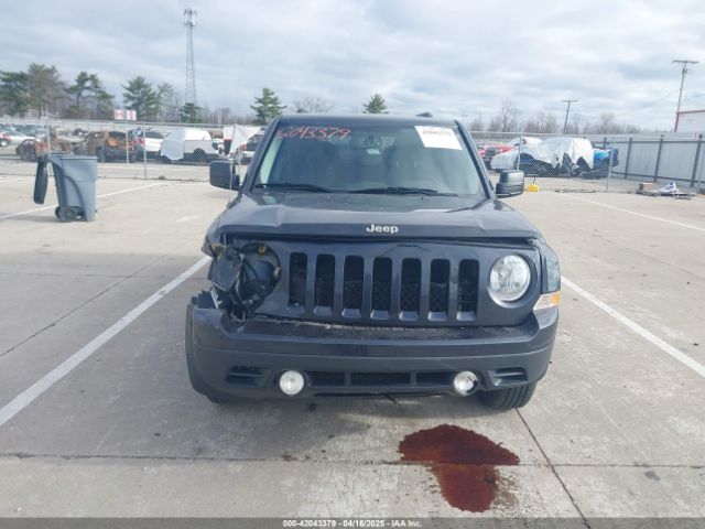 1C4NJRFBXFD145130 Jeep Patriot High Altitude Edition