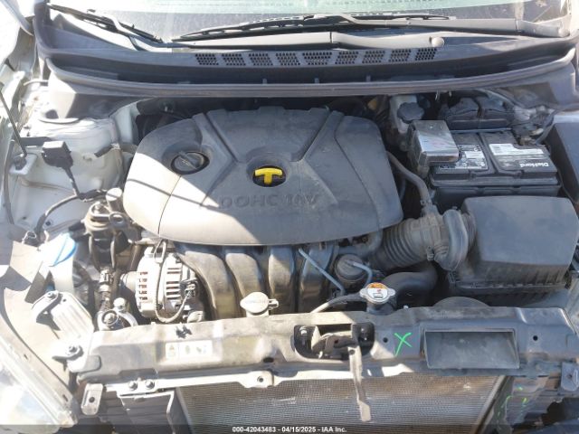 5NPDH4AE1FH596680 Hyundai ELANTRA SE