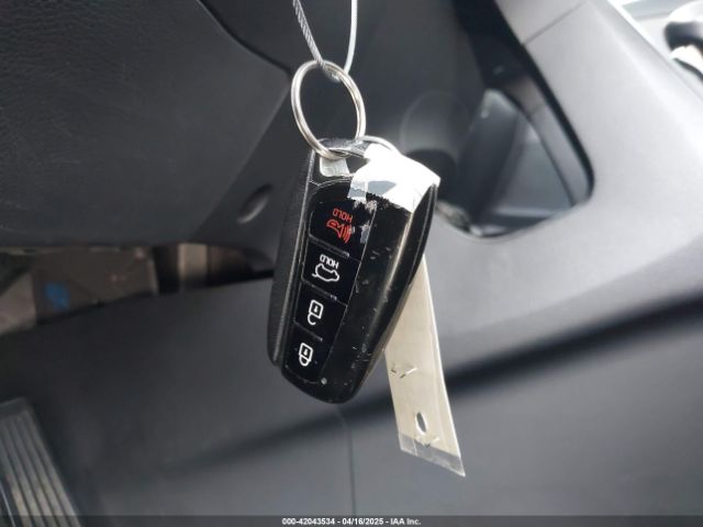 5NMZU3LB2HH028050 Hyundai Santa Fe Sport 2.4l