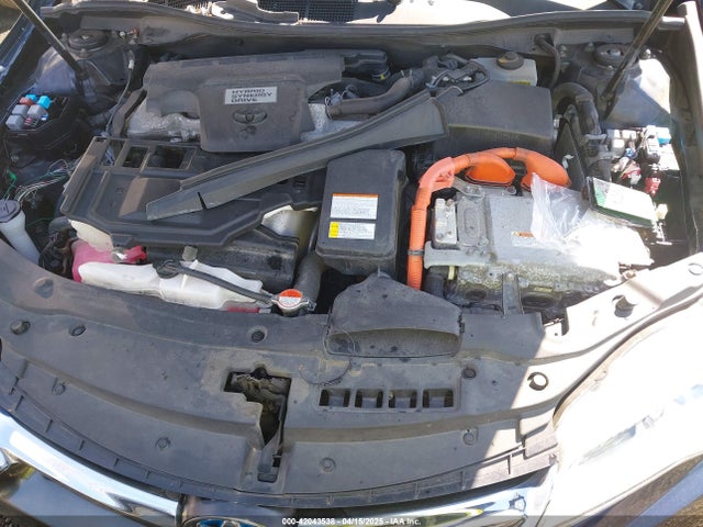 4T1BD1FKXGU183143 Toyota Camry Hybrid Xle