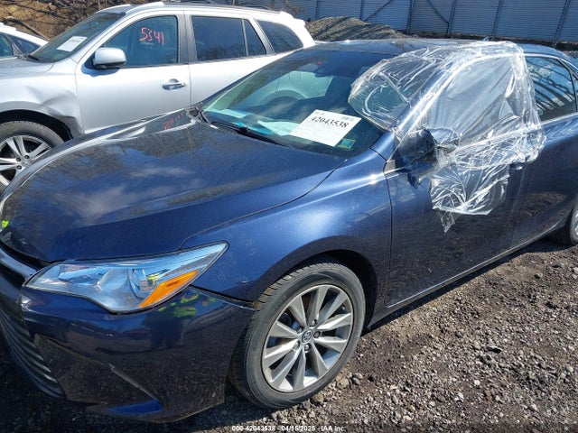 4T1BD1FKXGU183143 Toyota Camry Hybrid Xle