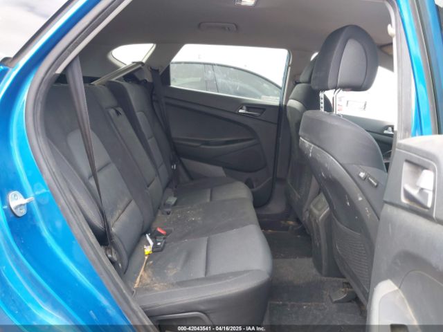 KM8J23A4XHU481618 Hyundai TUCSON SE