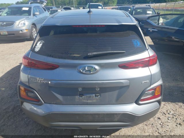 KM8K1CAA3MU674975 Hyundai Kona Se