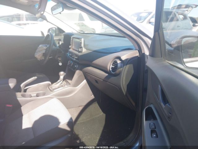 KM8K1CAA3MU674975 Hyundai Kona Se