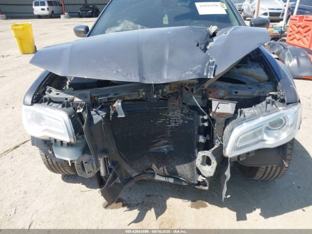 2C3CCARG9FH781572 Chrysler 300 Limited