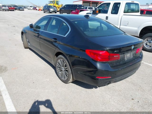 2019 BMW 530I WBAJA7C55KWW08711 Photo 2