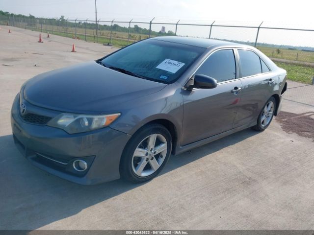 4T1BF1FKXEU359728 Toyota CAMRY SE