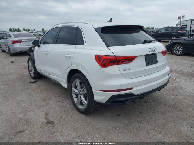 2021 AUDI Q3 WA1DECF31M1024386 Photo 2