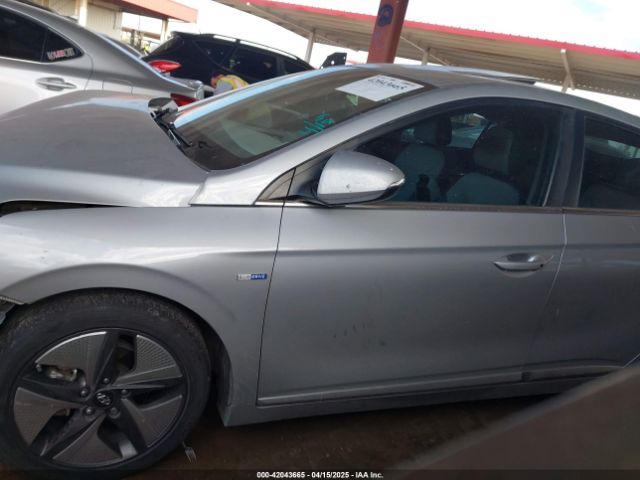 KMHC85LC9LU240200 Hyundai Ioniq Hybrid Sel