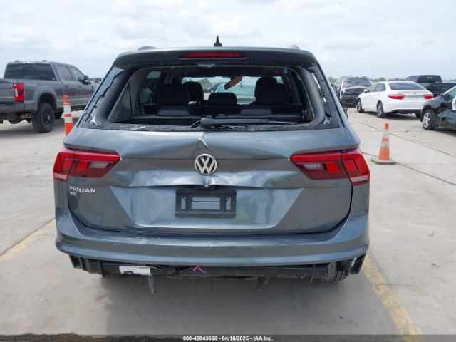 3VV3B7AX8KM144134 Volkswagen Tiguan 2.0t Se/2.0t Sel/2.0t Sel R-line/2.0t Sel R-line Black