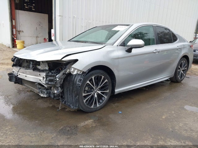 4T1B11HK9JU636696 Toyota CAMRY SE