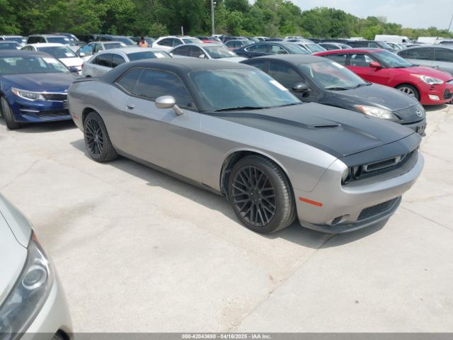 2C3CDZAT5FH723429 auction archive image