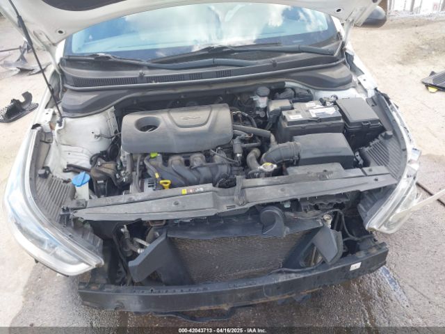 3KPC24A31JE008527 Hyundai ACCENT SE
