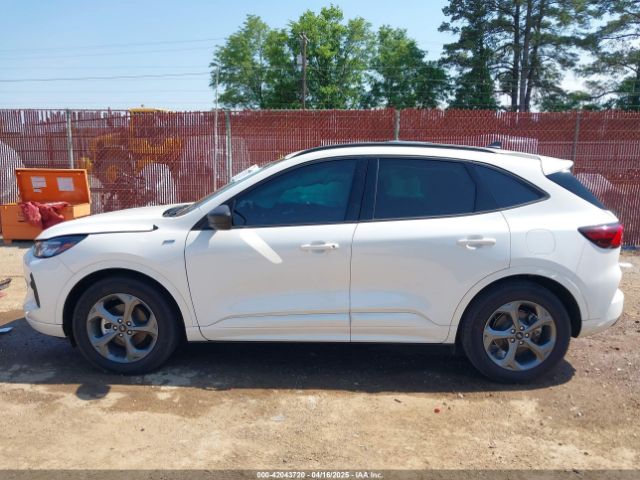 1FMCU0MN0RUA16062 Ford Escape St-line