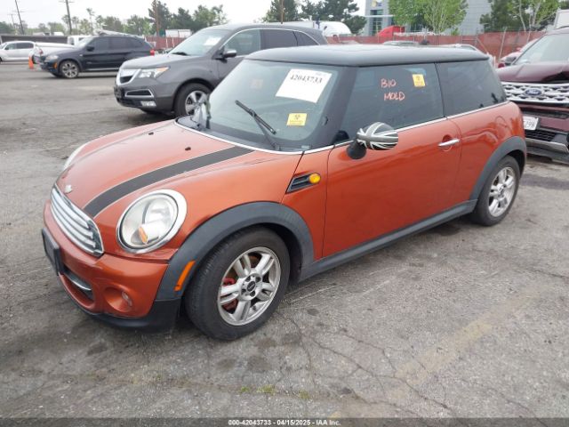 2011 MINI COOPER WMWSU3C55BT097555 Photo 1