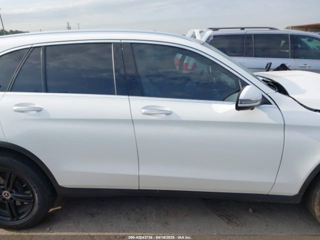 W1N0G8DBXNG032757 Mercedes-Benz Glc 300 Suv