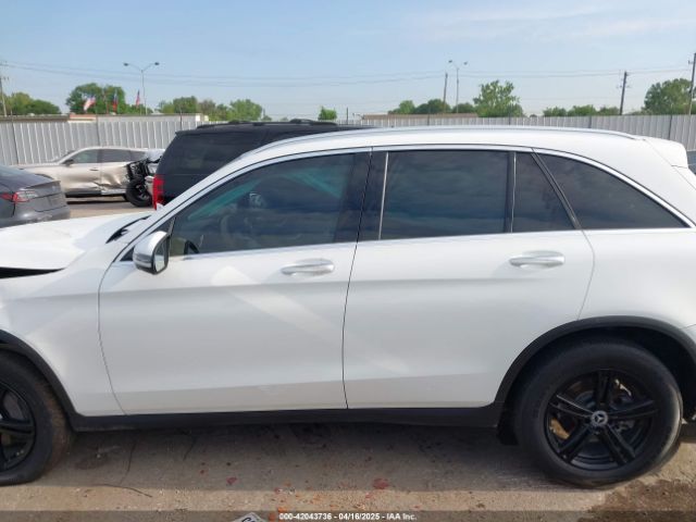 W1N0G8DBXNG032757 Mercedes-Benz Glc 300 Suv
