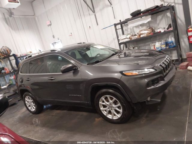 1C4PJMCB0EW227760 Jeep Cherokee Latitude