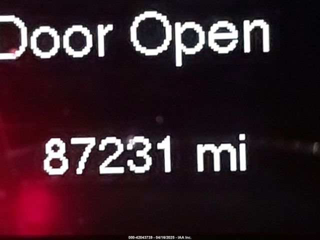 1C4PJMCB0EW227760 Jeep Cherokee Latitude